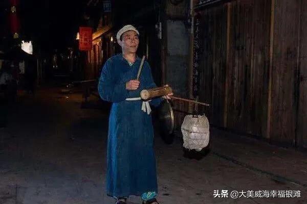 更夫是什么意思:古代真的有打更这个行业吗？