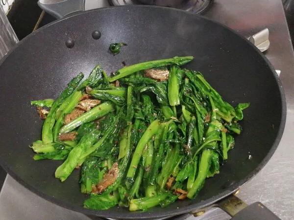 曲麻菜吃法都有哪些，又大又嫩的莜麦菜，怎么吃好吃
