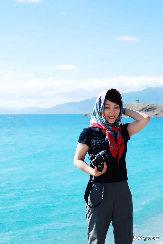 海琪的天空:为什么在月球表面看不到和地球一样的天空呢