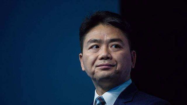 马云退出董事长,刘强东退出董事长,马化腾也快了吗？
