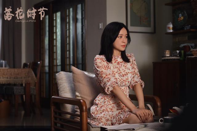 图文 新剧杀青 雷佳音袁泉 落花时节 张雪迎许龄月 燃 沙排少女 雷佳音袁泉新剧落花时节杀青 Www Bagua5 Net