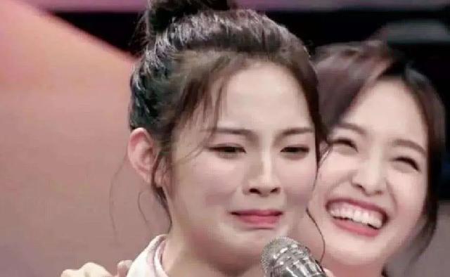 牛萌萌图片:女演员牛萌萌吸毒，你对这种事有何感想？
