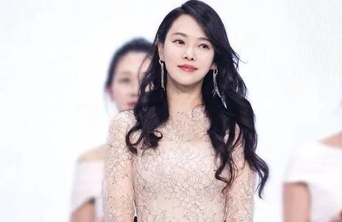 梨涡妹妹金在恩:第一眼看去很不起眼，但越看越好看的明星有哪些？