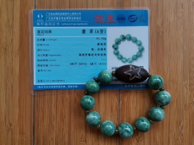 冰种石英石原石图片,有石英沙的地方会有黄蜡石吗？