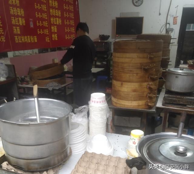 开一家夫妻店大小的早餐店要多少本钱？一般一天有多少营业额？