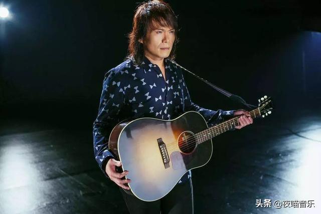 陈文佩:娱乐先锋排关注：你怎么看，伍佰开了一场，自己不用唱的演唱会？