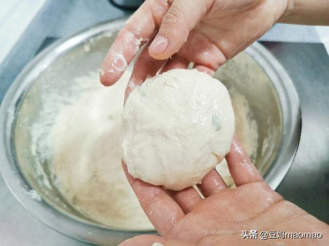 电饼铛做摊饼,电饼铛做的饼怎么才能酥软？