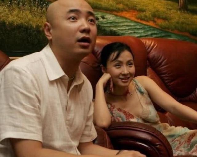 佟大为关悦结婚照:娱乐圈有哪些低调的夫妻？