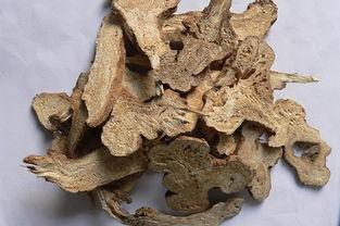 种植一亩白株收入多少钱？