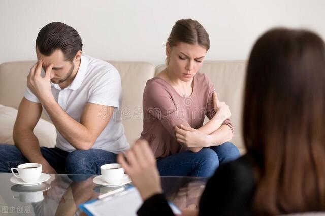 王皓老婆:再婚后，现任丈夫的前妻要回归怎么办，放手还是坚持？