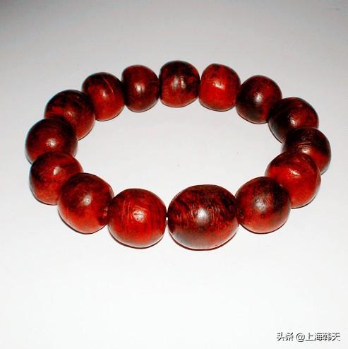 手工饰品,你喜欢手工饰品吗？为什么？