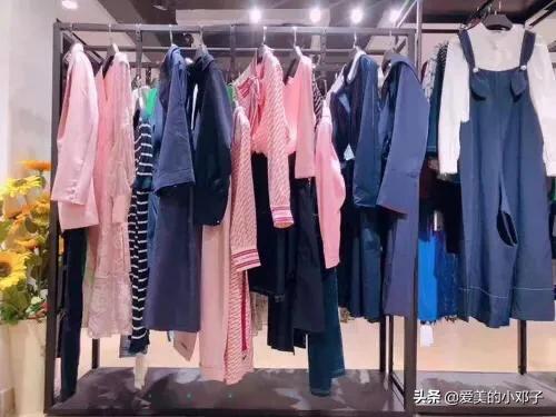 阿玛施<a href=https://maguai.com/list/77-0-0.html target=_blank class=infotextkey>女装</a>正品旗舰店:谁了解中国<a href=https://maguai.com/list/77-0-0.html target=_blank class=infotextkey>女装</a>品牌排名，介绍一下可以吗