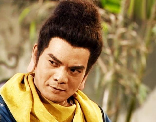 倚天屠龙记当中昆仑三圣何足道的武功是什么水平