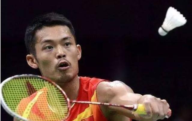 李宗伟退役:林丹宣布退役，一代天王谢幕。你能说出他和李宗伟的经典战吗