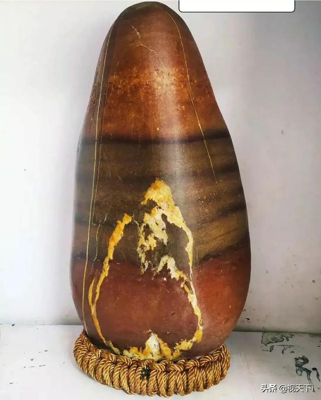 神奇石画:奇石收藏，哪种奇石你认为值的收藏我的这些奇石收藏有价值吗