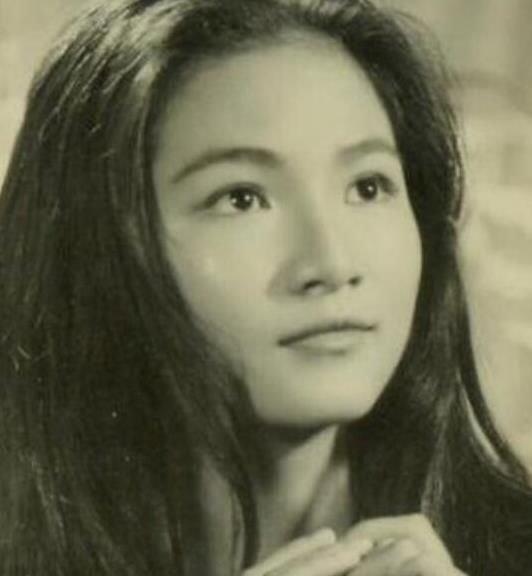 杨丽菁照片:老电影中让人敬佩的著名的女动作演员都有谁？
