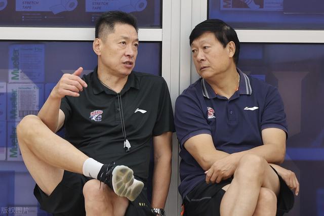 上海西施熊吧:进步明显！上海三数据联盟第一，李春江为何青睐朱瀛？