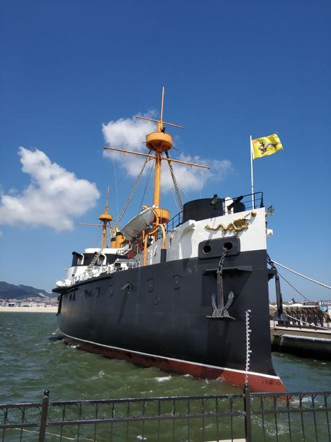 北洋舰队中的定远舰,镇远舰实力如何?是不是当时世界上最强的?