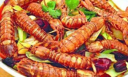 老渔民教你正确烹饪皮皮虾，麦穗鱼有鲫鱼好吃吗要不要去鳞、肠肚和鳃