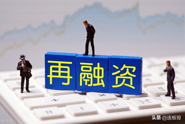 大连哈士奇转让价格图片:如何评价大连一只“二哈”接连数日跑到公园惨嚎成网红？