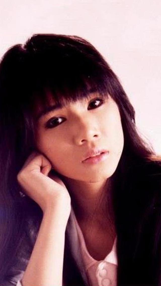 能不能推荐几首好听的歌曲,怀旧一点的流行歌曲？