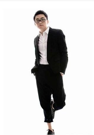 谢天华绯闻:你喜欢演员陈小春吗，了解他吗