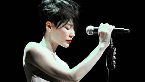 你心目中唱功实力最强的十位华语歌手有哪些？