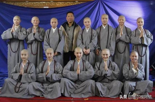 杨天真因衣领太低被禁播:抗日战争电视剧，由于为了追求观赏性，究竟闹了多少历史笑话