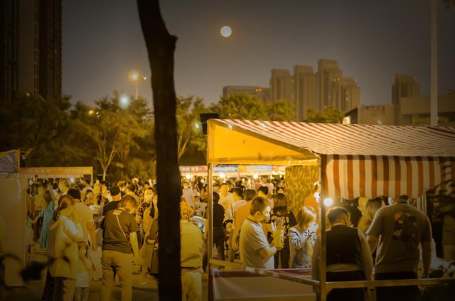 快夏天了，摆摊卖什么能月入3-5万