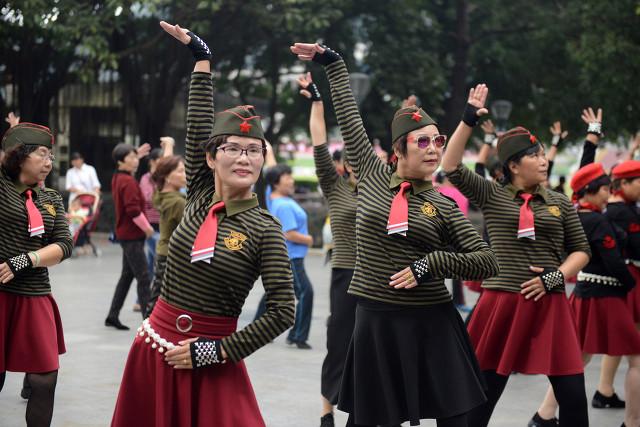 2021年养老金上调后，退休老人每月养老金3200元，算是什么水平？插图26