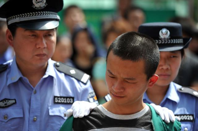 糯康死刑注射过程录像:死刑犯不签字，可以强制按手印吗
