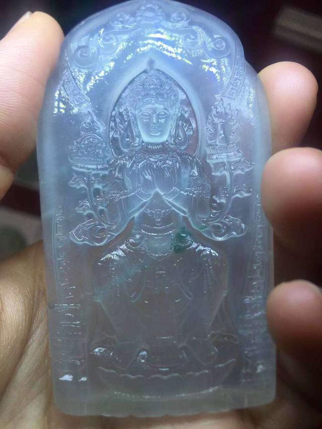 翡翠观音的价格是多少,A货翡翠店价65万观音应该多少可成交？