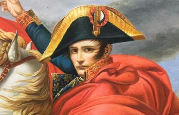 关于拿破仑的历史大题，历史题对拿破仑的正确评价