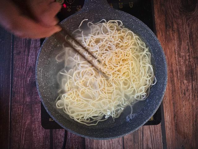 岐山臊子面的做法,正宗陕西臊子面料水怎么配？