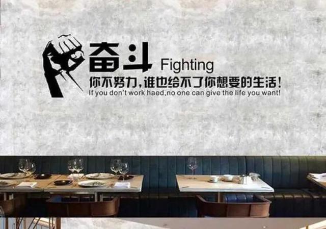 当人类习惯用金钱来衡量一切价值，是人类的进步还是社会的悲哀？