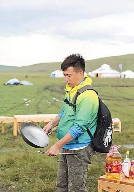 黄渤江一燕:黄渤、黄磊两个人，差别到底在哪里，演技上谁更厉害？