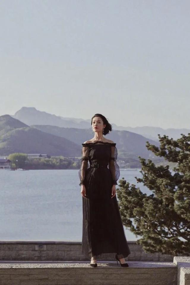 贾青照片:你最喜欢哪个女明星的颜？