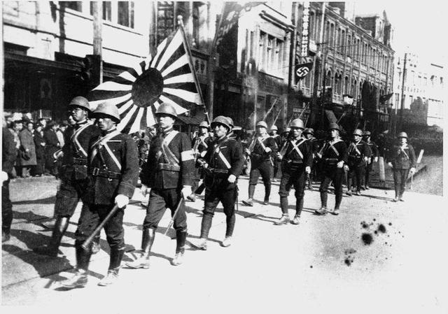 旭日旗和太阳旗的区别:日本的膏药旗和旭日旗有什么区别吗？都有什么含义？