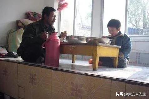 刘少奇的子女:现在很多都是男人做家务，带孩子，“老婆孩子热炕头”会改变吗？