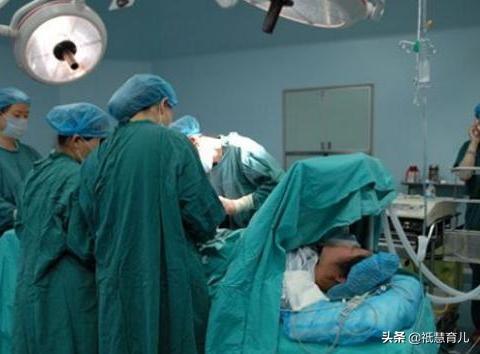 男子活剖孕狗拍视频无删减:头胎剖腹产一年不到又怀孕了，能要吗？