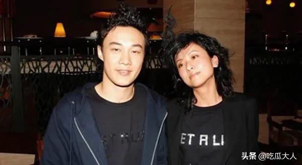 杨千嬅黄伟文:杨千嬅与陈奕迅是什么关系
