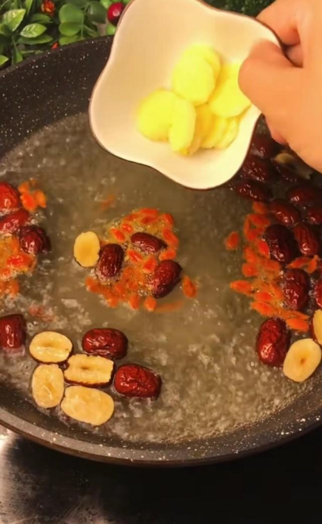 糖水鸡蛋(糖水鸡蛋的做法)