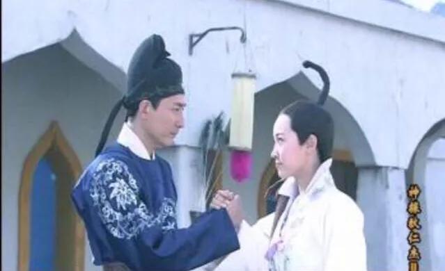 李元芳如燕:神探狄仁杰中的李元芳喜欢如燕吗？