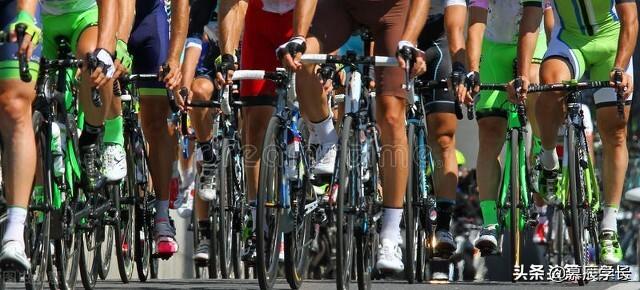 为什么健身要穿紧身衣裤，出大汗了不难受吗？插图37