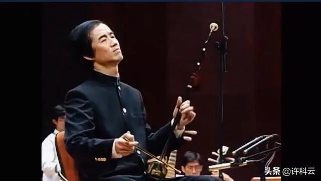 一点基础都没有,退休后学点什么乐器好学又好听？
