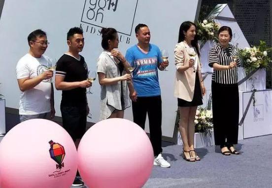 高云翔董璇结婚:与高云翔离婚后董璇现状如何？