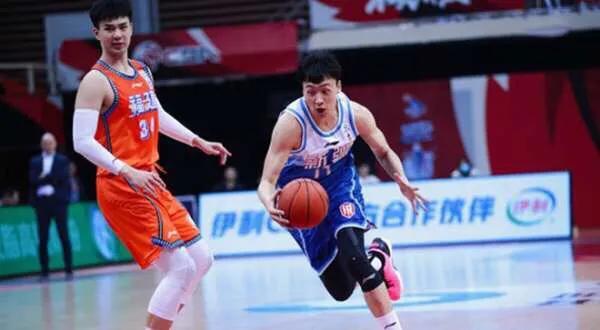 据说新疆与广厦比赛结束之后，齐麟独自一人呆在球馆加练，他是怎样的心态呢？