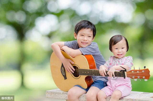 学吉他难吗？自学需要多长时间？