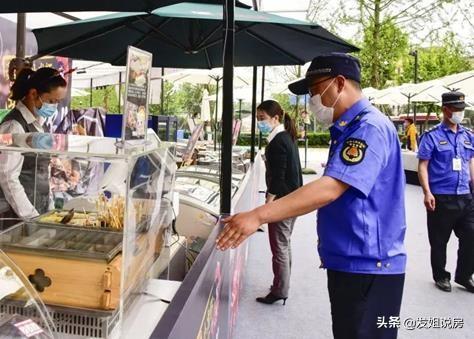 成都摆地摊微信群:成都可以摆地摊，交通拥挤，门面无人租，这是社会的进步吗(兰州哪里可以摆地摊)