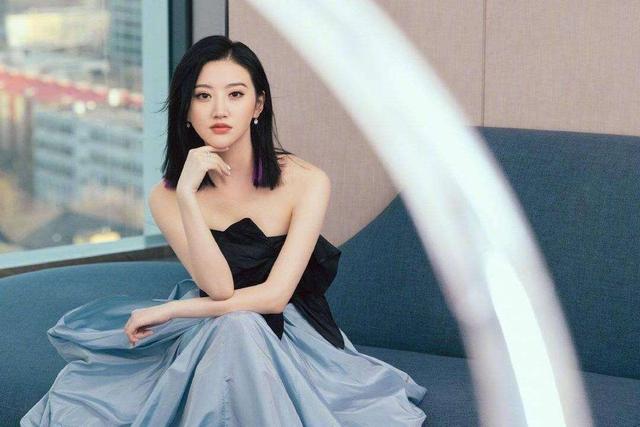 白冰现任老公是谁:白冰为什么能成为京城四美之首